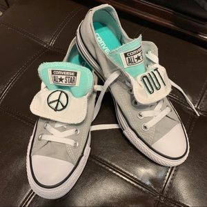 NEW Converse Women’s - Size 7